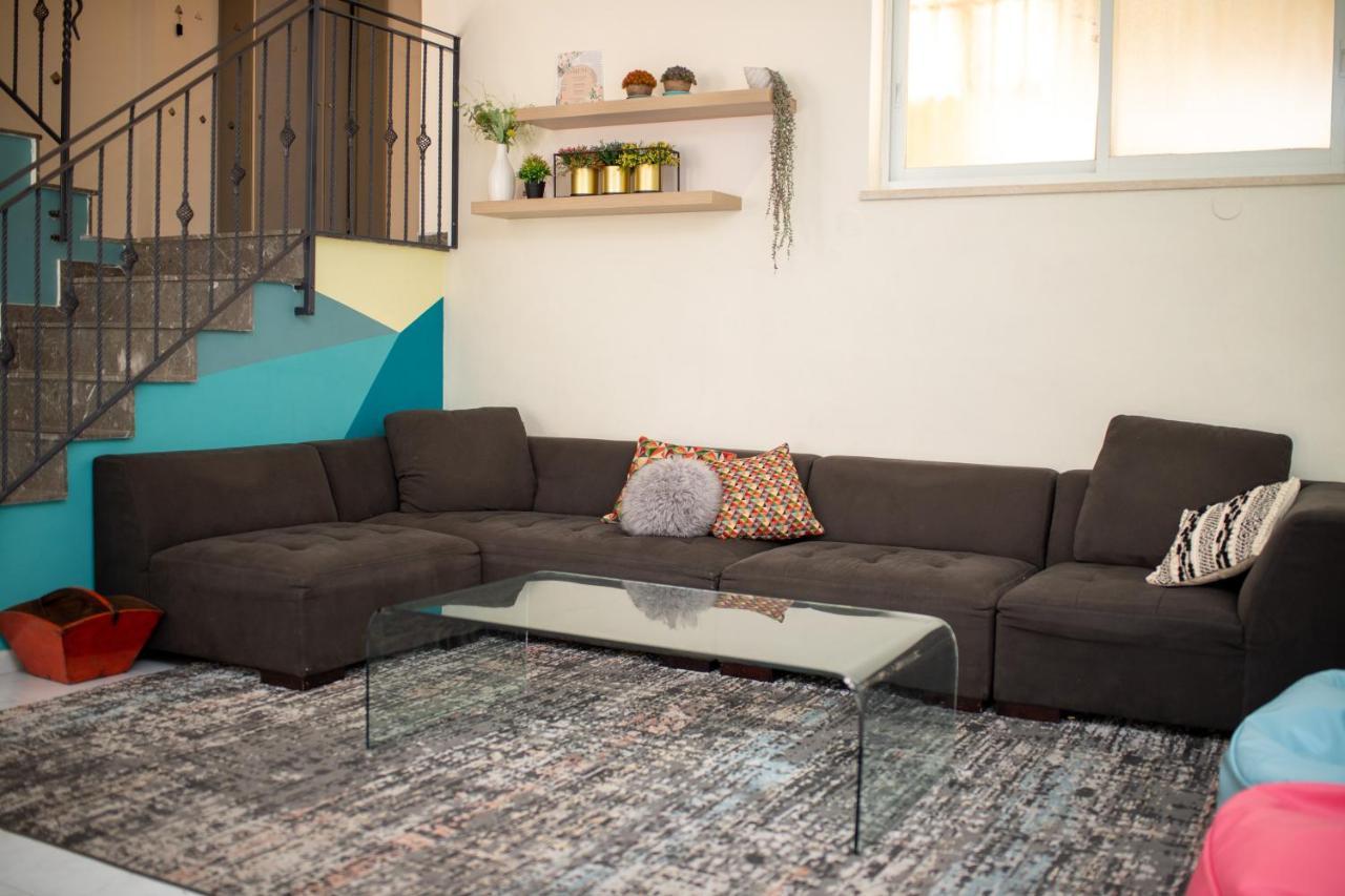 ירושלים Spacious By The Orient Hotel - 4 Bdr Apartment מראה חיצוני תמונה