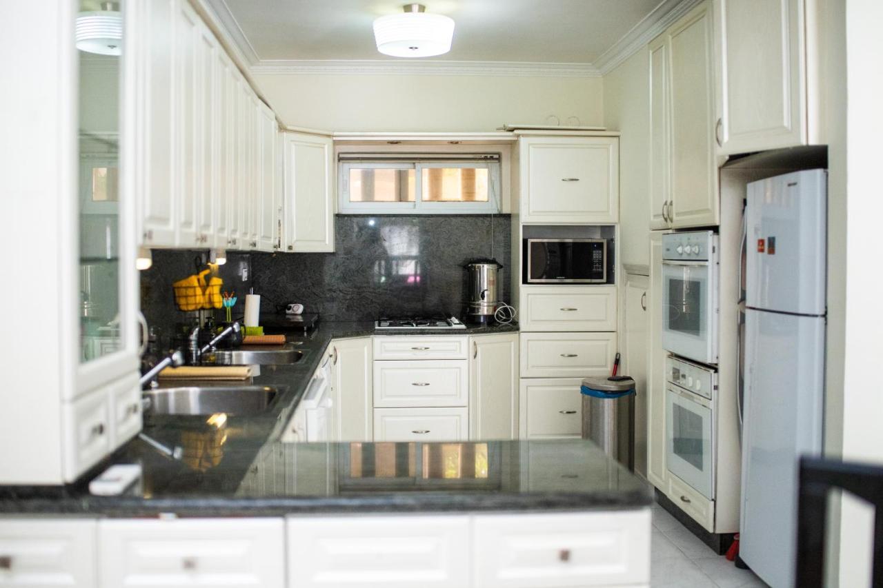 ירושלים Spacious By The Orient Hotel - 4 Bdr Apartment מראה חיצוני תמונה