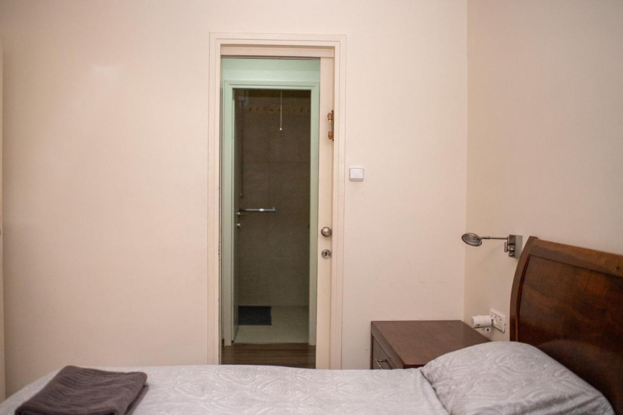 ירושלים Spacious By The Orient Hotel - 4 Bdr Apartment מראה חיצוני תמונה